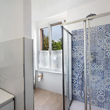 Rosa Corallo Deluxe- Centro Storico Apartment Varazze